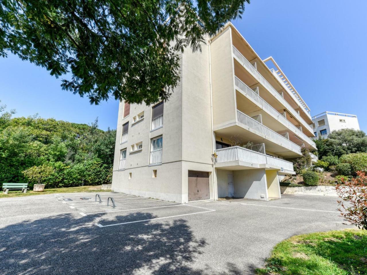 Apartment Les Mimosas-1 By Interhome Cavalaire-sur-Mer Exterior foto